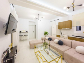 Arcade Apartment Panoramic View